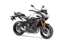 New 2017 YAMAHA FJ-09 ELECTRIC WHITE MOST VERSATILE SPORT TOURER – The most performance, versatility and value in one motorcycle ‑ the FJ‑09 with its 3‑cylinder engine, Traction Control and a long list of sport touring features dominates the competition.
